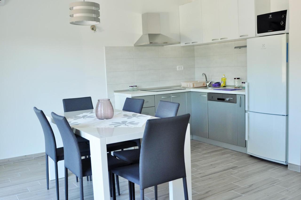Apartments Zora Rogoznica  Zewnętrze zdjęcie