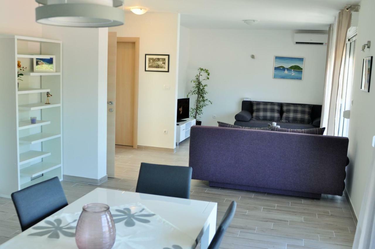 Apartments Zora Rogoznica  Zewnętrze zdjęcie