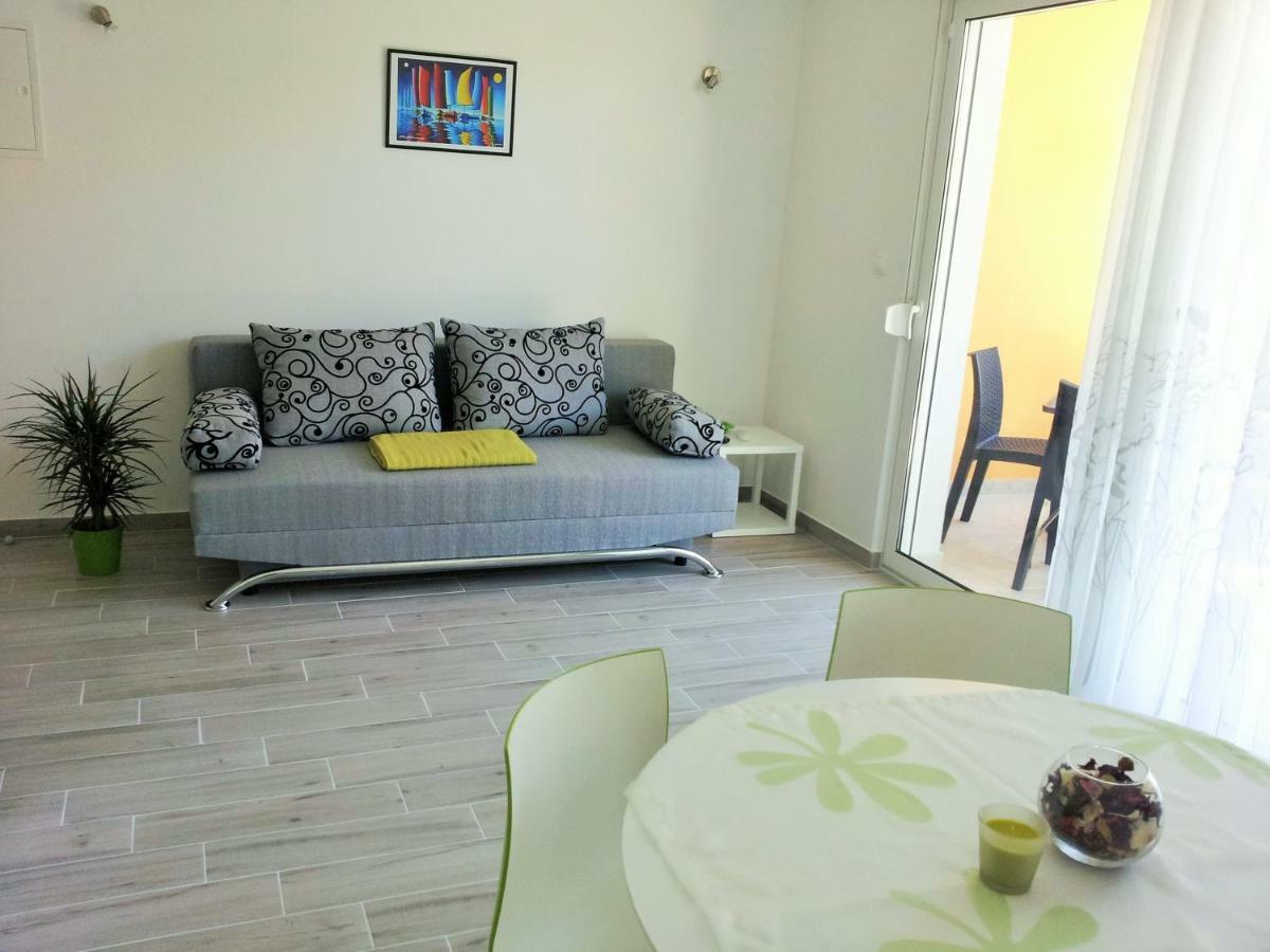 Apartments Zora Rogoznica  Zewnętrze zdjęcie