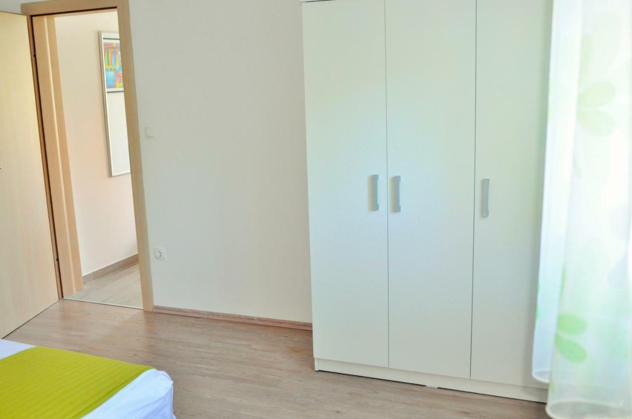 Apartments Zora Rogoznica  Zewnętrze zdjęcie